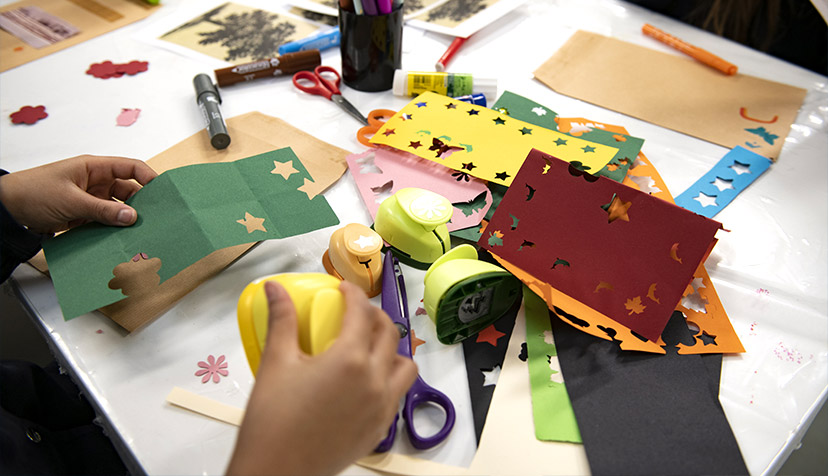 Atelier Mail Art - Enfants et matériel