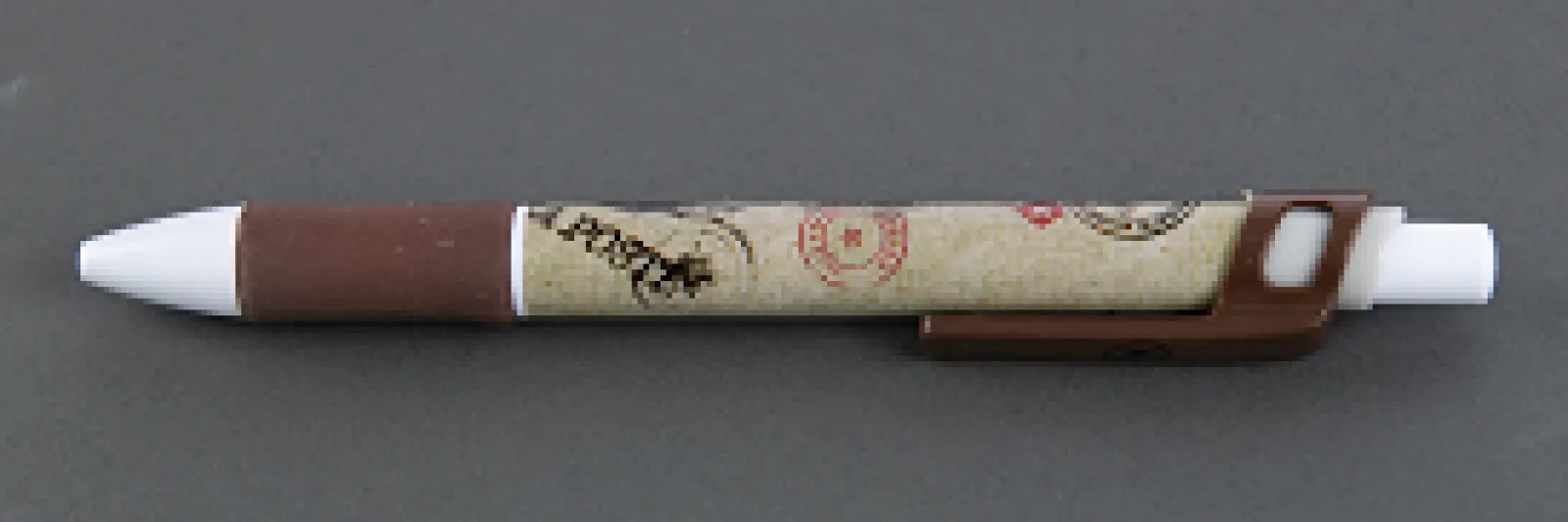 Vue 2 – Stylo vintage marron