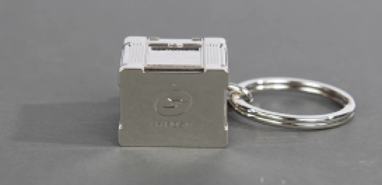 Vue 3 – Porte clefs boîte aux lettres 1930