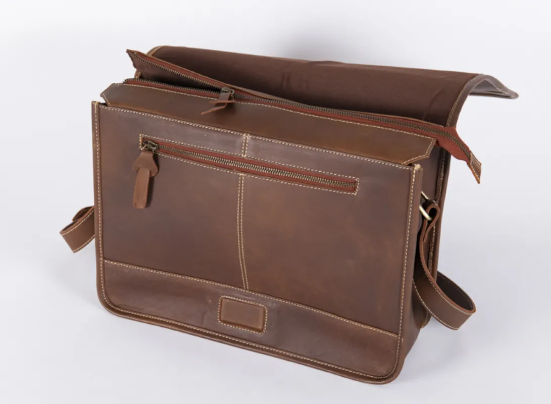 Vue 4 – besace maxime